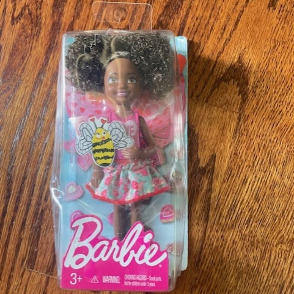 NEW Barbie Chelsea African American Valentines Day Doll Heart Flower Dress 2016